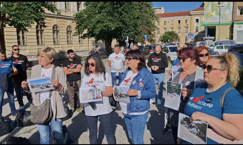 Poseta nesvrstanima